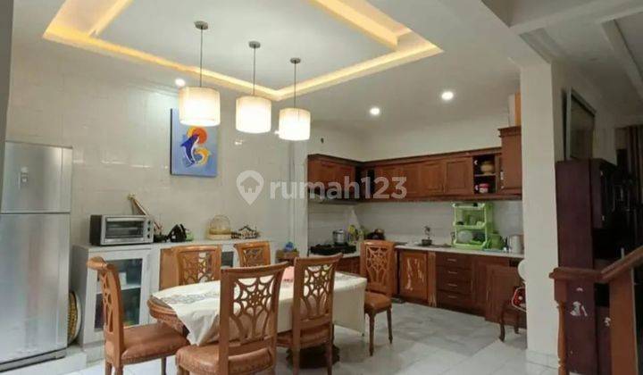 Luxurious 7 Bedroom Home In Sidakarya, South Denpasar 2