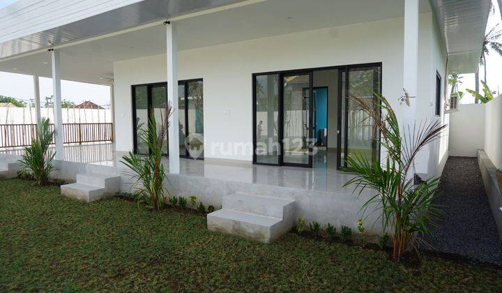 Modern Minimalist Villa Near Amed Beach, Karangasem, Bali 2