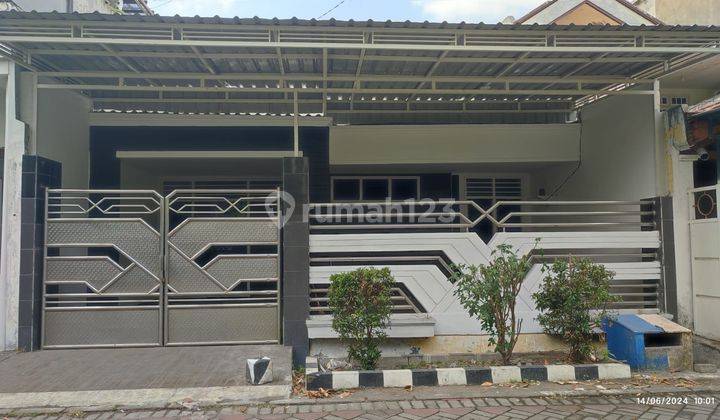 Rumah Darmo Indah Barat, Surabaya Bangunan Terawat Strategis  1