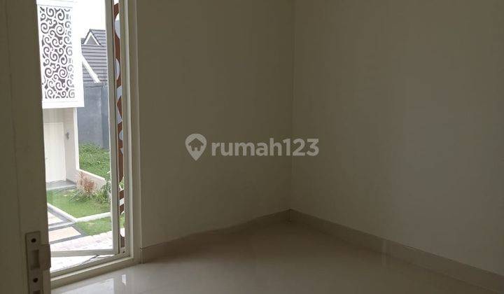 Rumah 2 Lantai di Puri Safira Grand Shanaya, Menganti  2