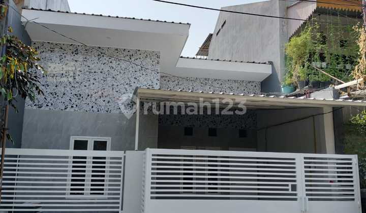 Rumah Baru di Pandugo Baru Dekat SPBU, Indomaret, Kampus