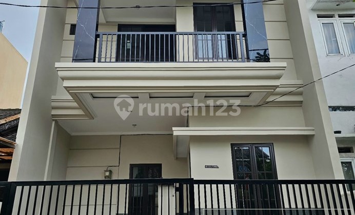 Graha Bintaro Jaya, TangSel. Rmh Baru, 2Lt, SiapHuni, BebasBanjir