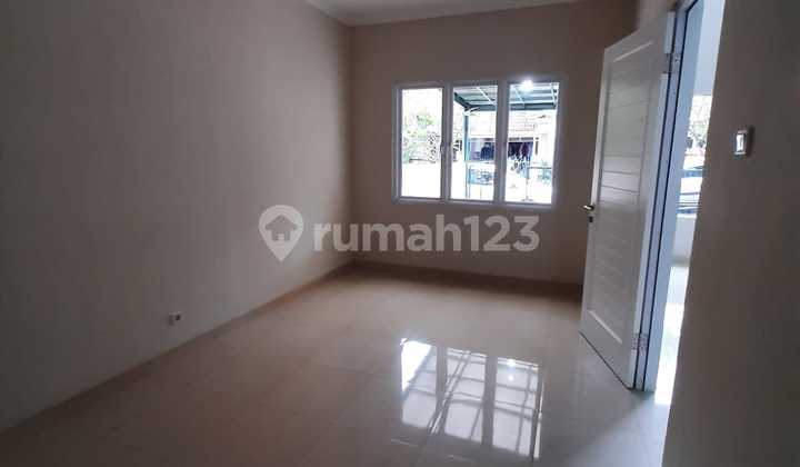Murah. Graha Bintaro Jaya. Rmh Baru, Siap Huni, 2Lt, Bebas Banjir 2