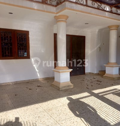 Graha Raya Bintaro Tangsel. Rumah 2,5 Lt, Cozy, Siap Huni, Modern 2