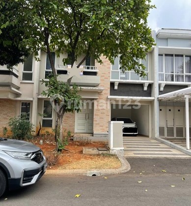 Rumah Modern Cozy. Cluster Edison Brt Sumarecon Serpong, Tangsel.
