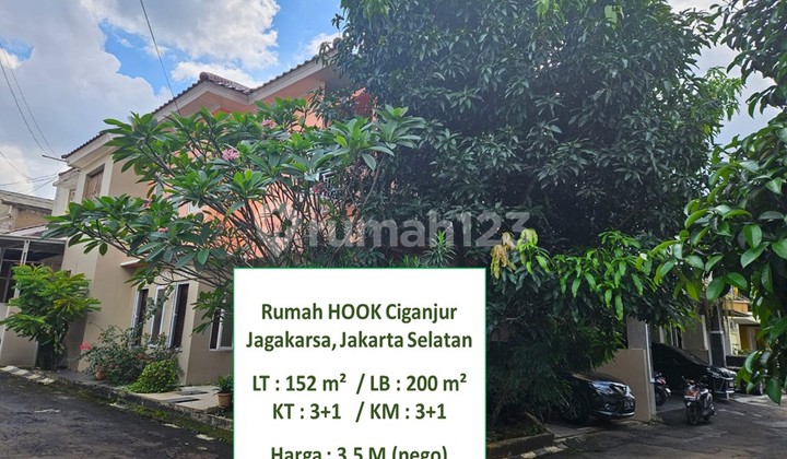 tampak depan supermurah. jagakarsa, ciganjur-jaksel. rumah hook