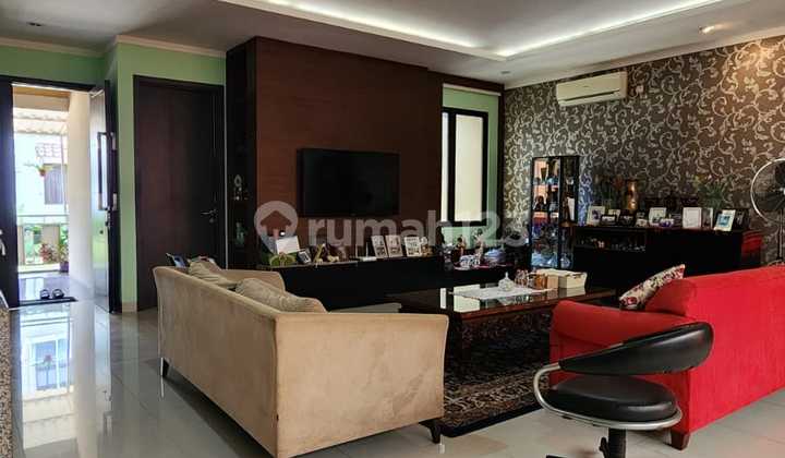 Kebayoran Villas, Bintaro Jaya. Rmh Mewah, Siap Huni, Cozy Modern 2