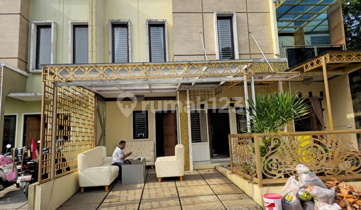 Trans Cibubur Village. Rumah 2Lt SiapHuni CozyModern, BEBASBANJIR Trans Cibubur Village. Rumah 2Lt SiapHuni CozyModern, BEBASBANJIR