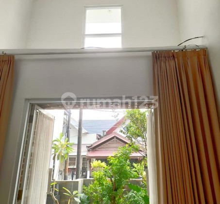 Parakeet, Bintaro Jaya. 2-Story House Ready to Occupy, Modern, Flood-Free. 2