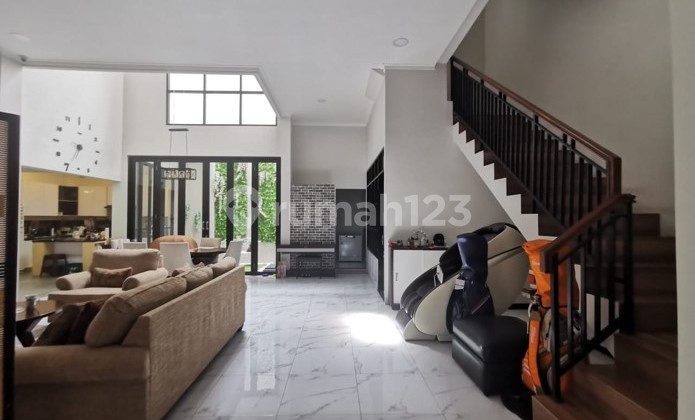 Menteng Utama Bintaro Jaya, TangSel. Rumah Mewah 3Lt, Cozy Modern