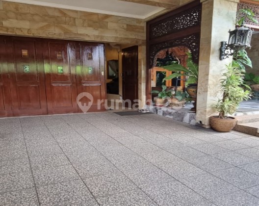 Cinere. Luxurious & Premium House, Cozy Modern, Well-Maintained, Flood-Free