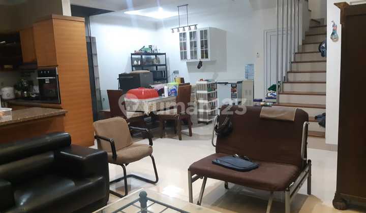 dapur supermurah. jagakarsa, ciganjur-jaksel. rumah hook