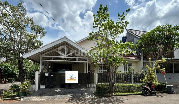 Super Murah. Bintaro Jaya, Sekt9. Rumah Hook Terawat Bebas Banjir