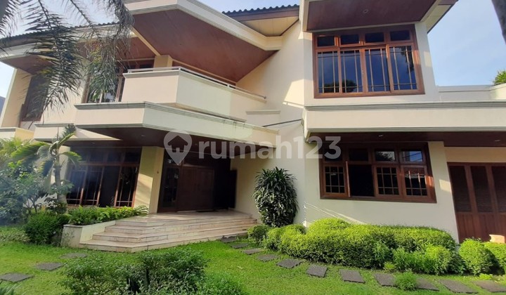 Patra Kuningan, Jak-Sel. Rumah Mewah Siap Huni 2Lt, Swimming Pool 2
