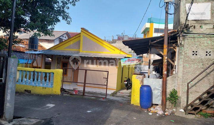 Rumah di Sewakan di Meruya Utara Kembangan Jakarta Barat Rumah di Sewakan di Meruya Utara Kembangan Jakarta Barat