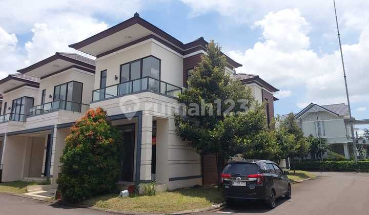 Rumah Cantik Lavon Swan City Termurah