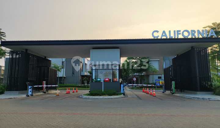 2-Story House in PIK 2 Cluster California, Teluk Naga, Tangerang 2