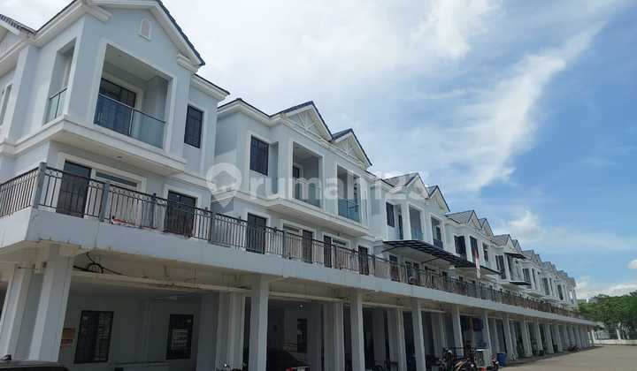 3-story Lavon II House in Viridia Cluster SHM 3-story Lavon II House in Viridia Cluster SHM