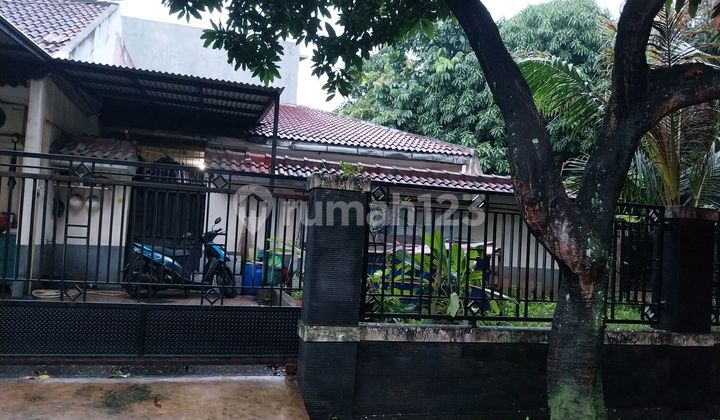 Rumah di Blok Mina Villa Ilhami Panunggangan Barat Tangerang