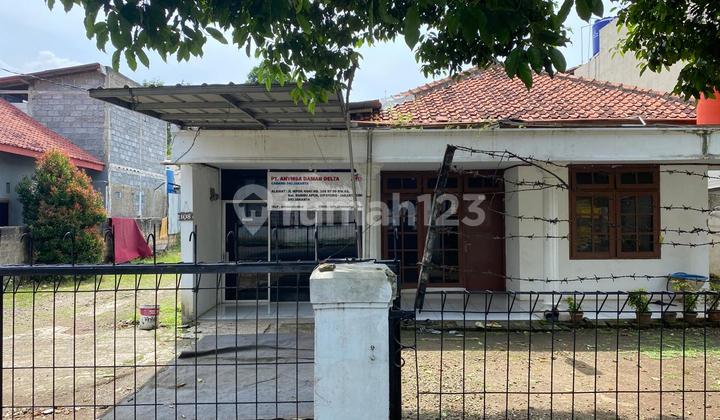 Rumah dengan Luas Tanah 668M² SHM Murah di Jakarta Timur Rumah dengan Luas Tanah 668M² SHM Murah di Jakarta Timur