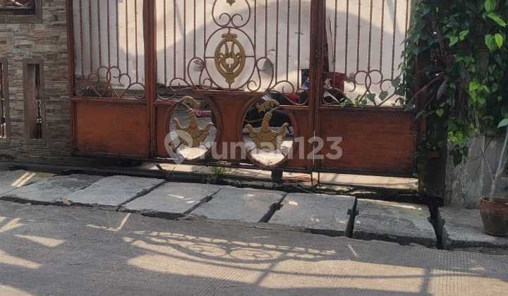 Rumah Bagus 2 Lantai di Karang Tengah Kota Tangerang 2