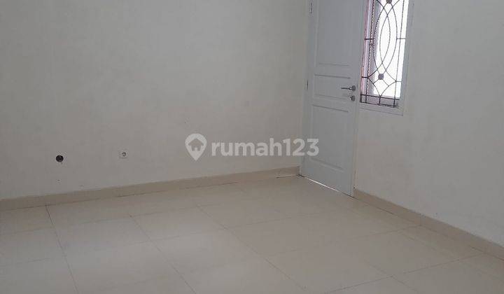Disewakan Rumah di Nusaloka Bsd Serpong 2