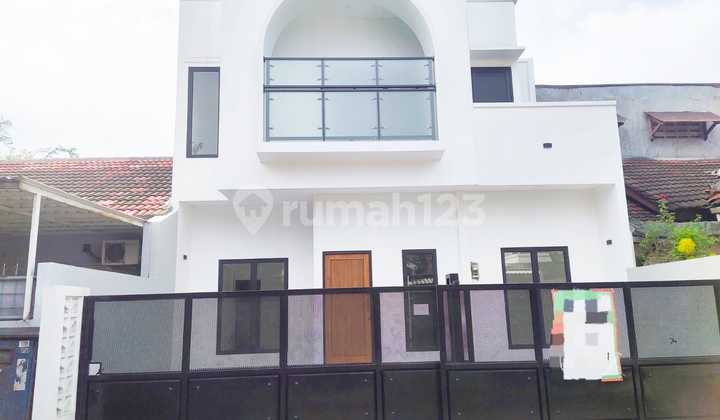 Dijual Rumah Brand New di Kencana Loka BSD City