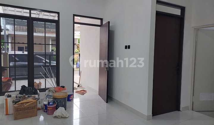 For Quick Sale: House in Villa Dago Pamulang 2