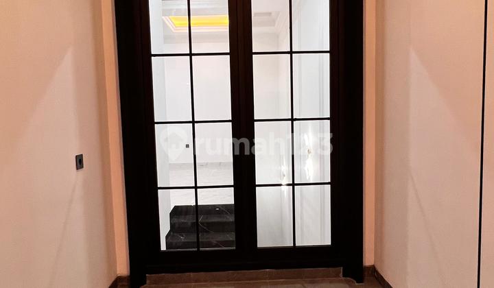 For Quick Sale House in Nusa Loka BSD City 2