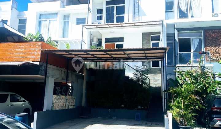 Dijual Cepat Rumah Full Renovasi di Modern Hill
