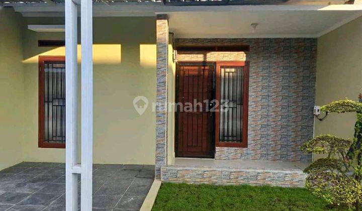 Rumah Cluster Cantik Kualitas Baik Area bebas Banjir
