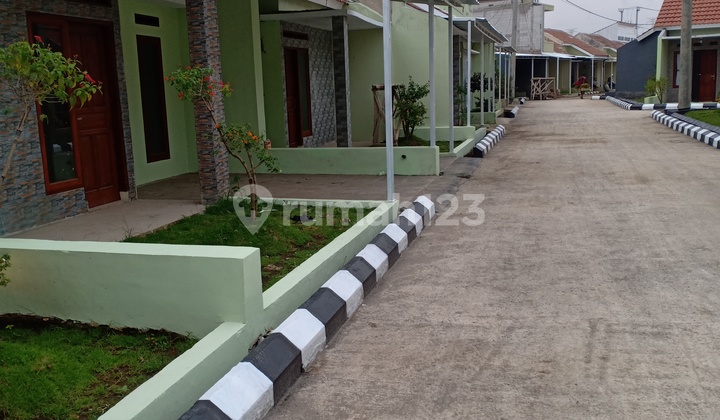 Rumah Cluster Cantik Kualitas Baik Area bebas Banjir