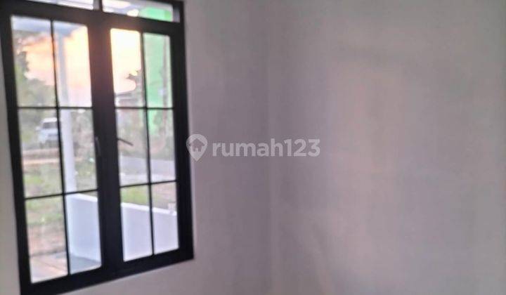 Rumah Baru Modern Nyaman bebas banjir pinggir jalan 5