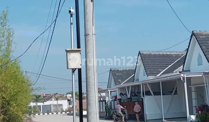 Rumah scandinavian lokasi pinggir jalan bebas banjir 7