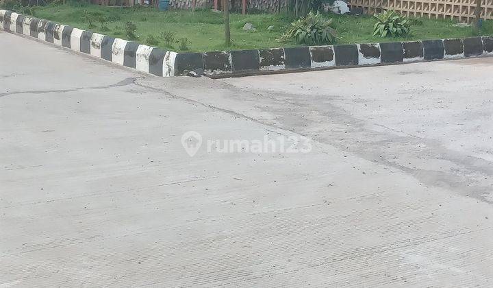 Rumah scandinavian lokasi pinggir jalan bebas banjir 13