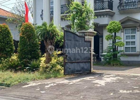 Dijual Rumah Mewah 2 Lantai Jl. Kejaksaan Raya 1