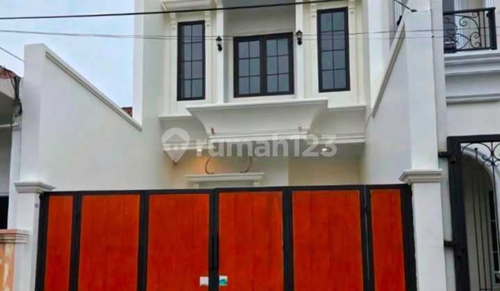 Rumah Minimalis Siap Huni Modern 2 Lantai Lokasi Dalam Komplek Joglo Jakarta Barat