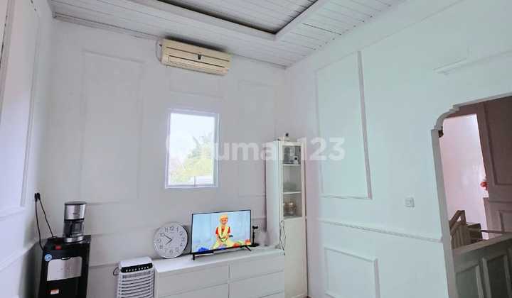 Rumah 2 Lantai Rapi Siap Huni Dalam Cluster Graha Raya Rumah 2 Lantai Rapi Siap Huni Dalam Cluster Graha Raya