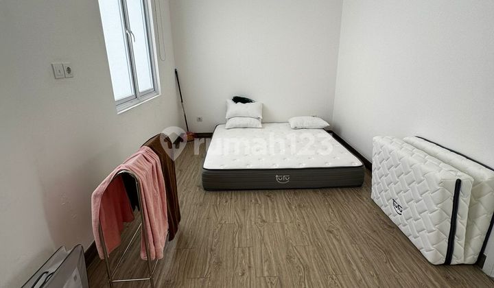 Rumah 2 Lantai Dalam Cluster Favorit Metland Puri Karang Tengah 2