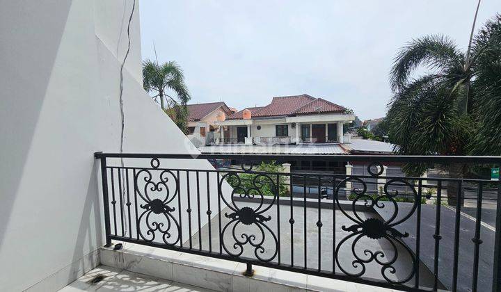 Rumah Cantik Mewah Brand New Siap Huni 2 Lantai Di Joglo Jakarta Barat 2