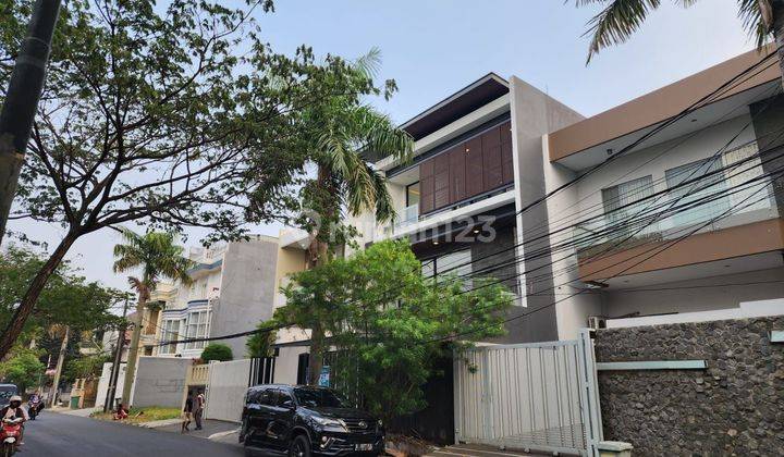 Rumah Mewah 3 Lantai Siap Huni Di Citra Garden Jakarta Barat 1