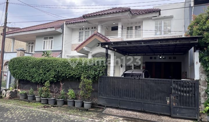 Rumah 2 Lantai Dalam Komplek Permata Cireundeu
