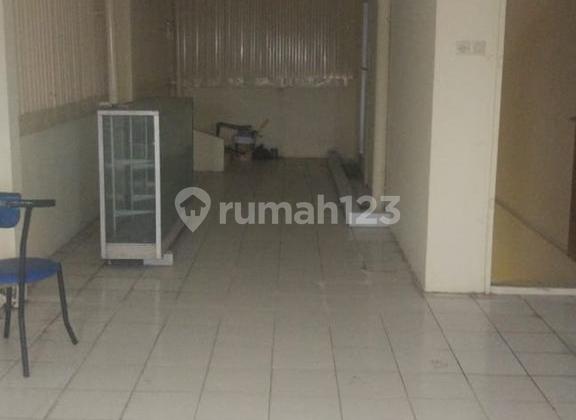 Cocok untuk Kantor, Gudang , 2 Unit Ruko di area Petamburan, Tanah Abang, Jakarta Pusat 2