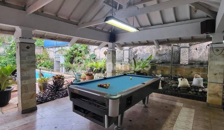 Di  Rumah di    Jl. Parahiyangan Golf  Cijayanti, Sentul City Bogor.