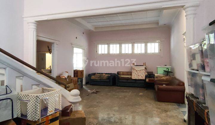 Di  Rumah Bagus di  Jl. Brawijaya  Kebayoran Baru Jakarta Selatan 1