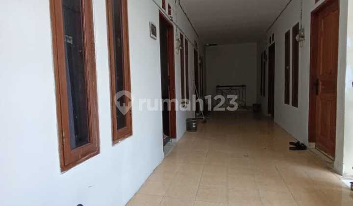 Di Jual Rumah di Jl Madrasah Gandaria Selatan - Jaksel