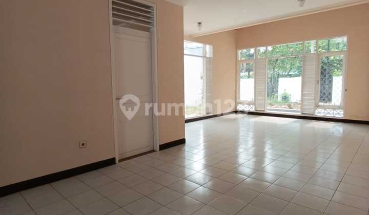 Dijual Rumah Bagus Lokasi Di  Jl. Kerinci VIII Kebayoran Baru - Jakarta Selatan