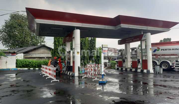 SPBU  Jl. Pondok Karya, Pondok Aren Tangsel