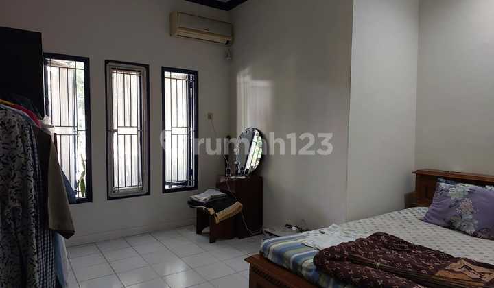 Di Jual Rumah Lama Terawat Di Jalan Merpati, Pesanggrahan, Jakarta Selatan 2