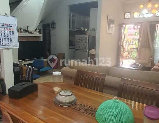 For Sale 2-Story House in a Strategic Location at Pamulang Estate, South Tangerang 2